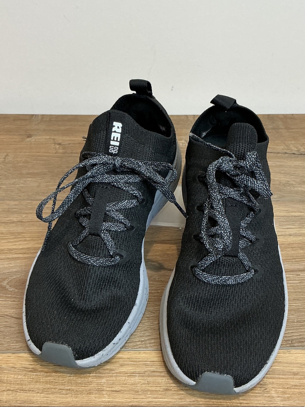 REI Co-op Beyonder Black Knit Casual Slip-On Sneakers with Grey Laces, Womens 9